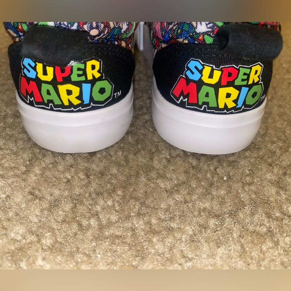 👟 Kids Super Mario Sneakers 👟 - Picture 3 of 6